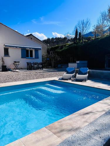 Private riverside villa with breathtaking views gîte à louer Counozouls