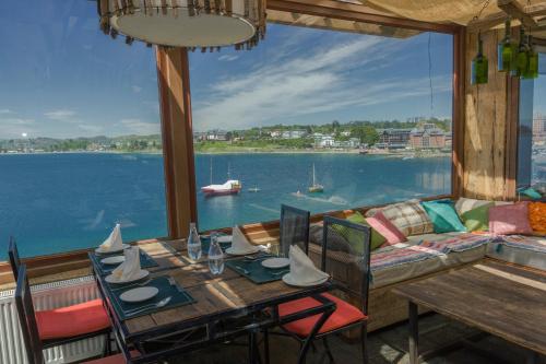 84689473 Hotel Cabaña Del Lago Puerto Varas