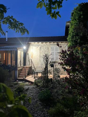 Maison et Jardin gîte à louer Privas