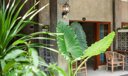 Rumah Weda - Tap to explore photos