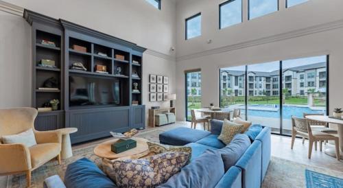 Létesítmények, Landing Stylish 1BD Clubhouse in Weston (TX)