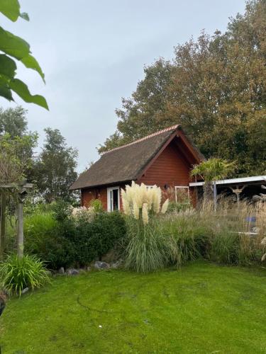  Harlingen Garden Apartment in Midlum