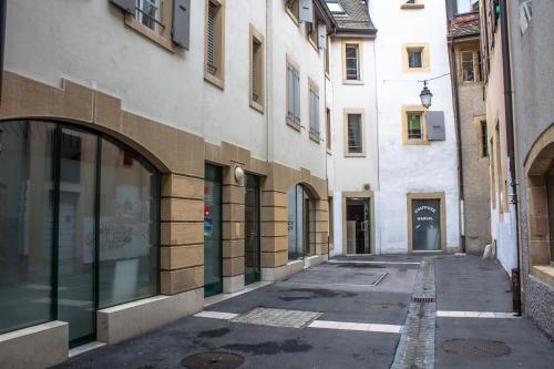 A szálláshely kívülről, Les Galeries Marval in Neuchatel