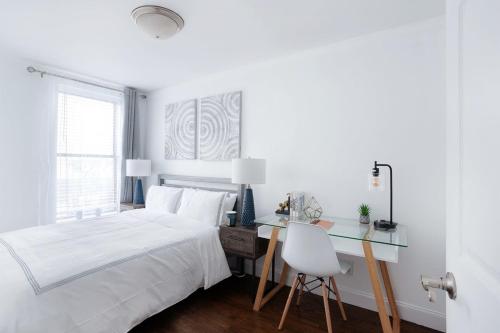 1435-3-3 Bedrooms 2Bath W D Prime Upper east in New York, USA