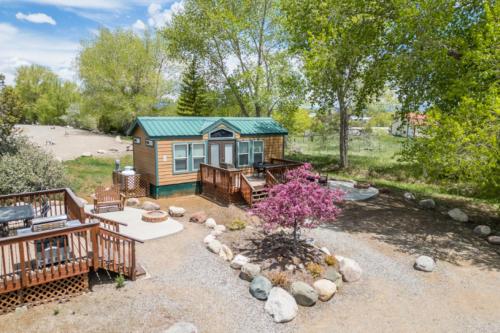 Durango RV Resort in 埃斯卡米諾德爾里歐