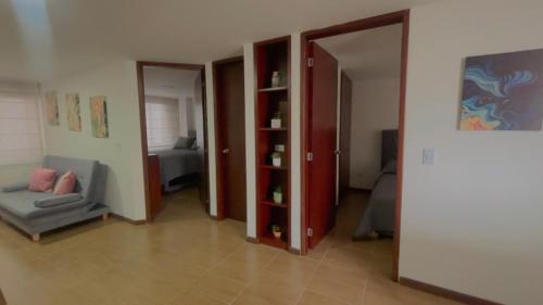 Apartmento cerca al aeropuerto y a la embajada