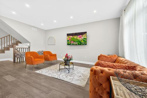 Luxury Niagara 3 Bdr Townhouse /Garage - Apartment - Niagara Falls