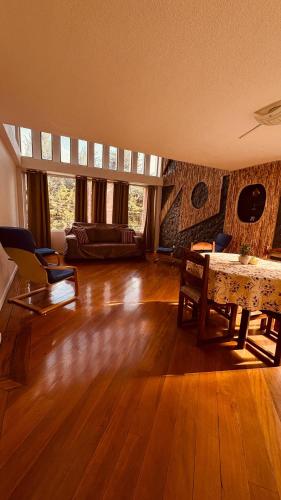 Apartamento duplex cerca de Solca, Quito-Norte
