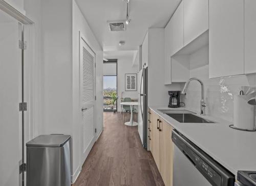 Boulevard Stays Modern Highrise STU Sky Pool Parking Gym 14 in Phoenix centrum