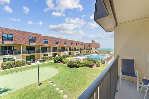 Cocoa Beach Club - image 21