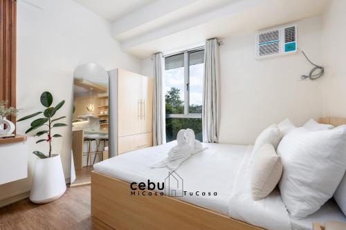 New Cozy Studio at Avida Tower1 U206 in Apas