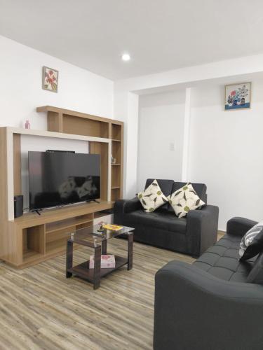 LeonardosHouse