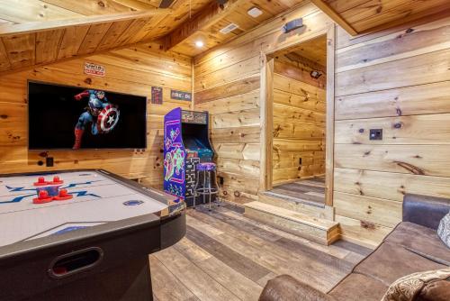 Tennessee Whiskey Indoor Pool Amazing Views Theater Room Hot Tub 5 Star Luxury! - image 8