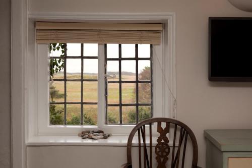 The Ship At Dunwich - image 5