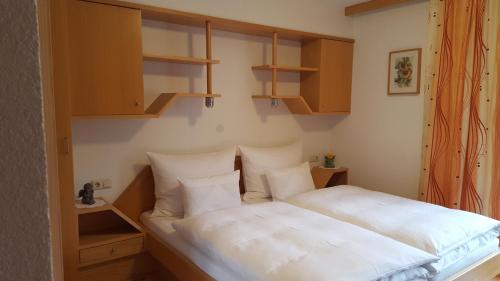 Comfort Two-Bedroom Apartment (4 Adults)