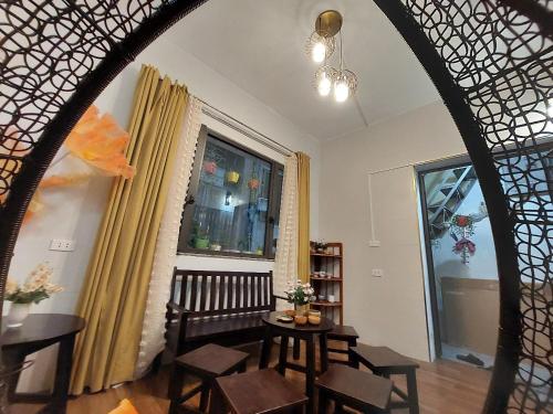 alley homestay in Hai Ba Trung District