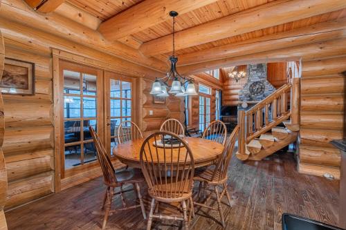 Fiddler Lake Resort - Bear 22 in Mille-Isles (QC)