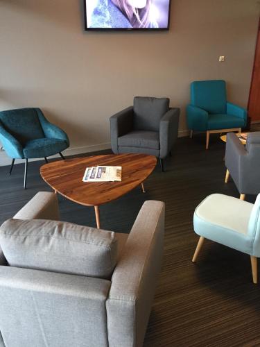 The Originals City Plume Hôtel Bressuire (Inter-Hotel) - image 10