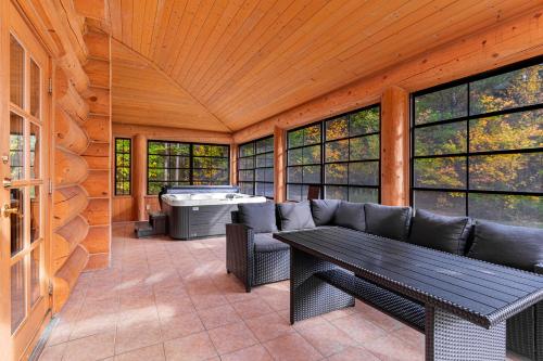 Fiddler Lake Resort - Bear 25 in Mille-Isles (QC)