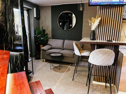 Royal Town- Luxury Jacuzzi Suite in Jajce