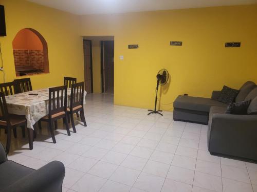 Enchanted Guest House & Hostel in Ocho Ríos