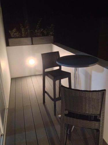 Deluxe Double Room with Side Sea View image 9