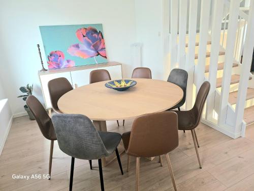 Stay Together in One Spacious 3 Storey Home Private Comfortable Ideal for Groups in Kristiansand