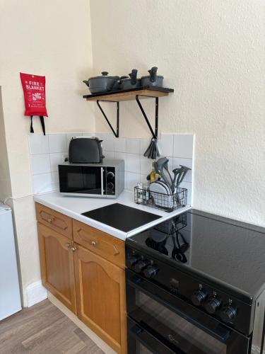 Charming 3 Bedroom High St Apartment in Much Wenlock