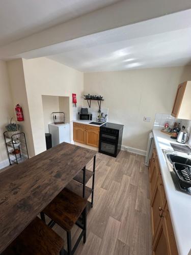Charming 3 Bedroom High St Apartment in Much Wenlock