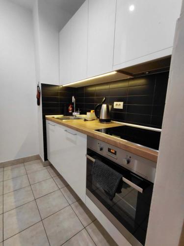 Apartment Arena Studio - image 20