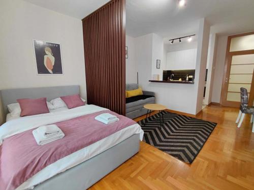 Apartment Arena Studio - image 2