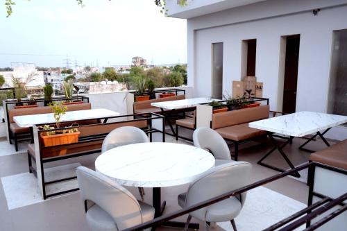 HOTEL LEELA INN in Jhalawar