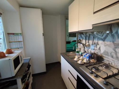 virtuve, Come a casa B&B in Montegrino Valtravaglia