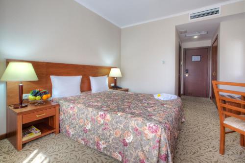 Iris Hotel