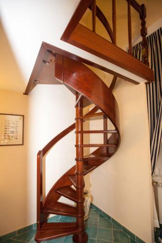 Single Room image 7