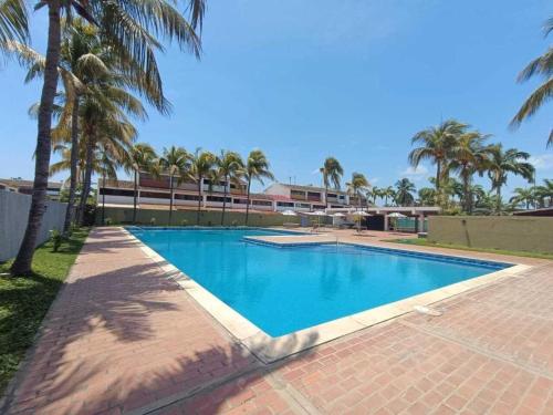 Exclusive villa with private dock and large terrace in Puerto La Cruz