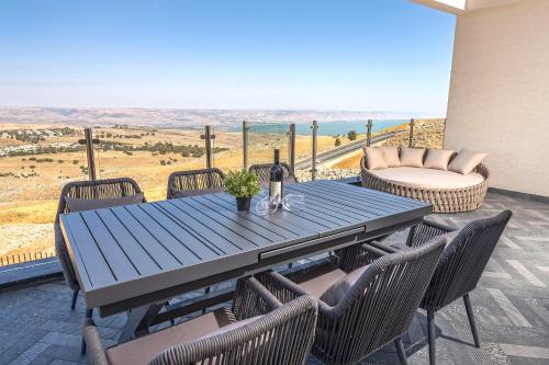 Terraza/balcón, רויאל טווינס בוטיק in Safed