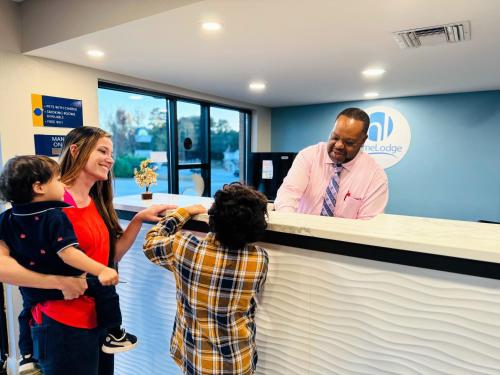 HomeLodge Newnan in Newnan (GA)