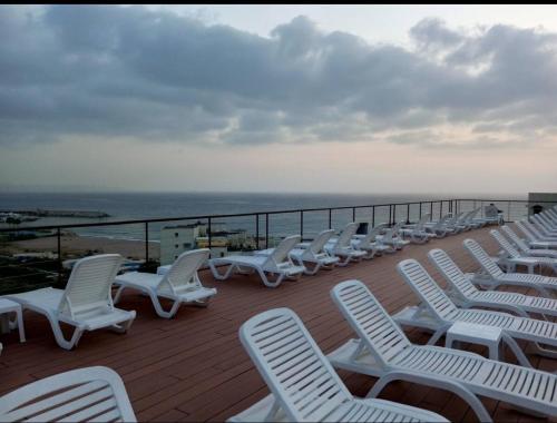Cozy Studio with Extra Beds in Zouk Mosbeh in Zouq El Kharab