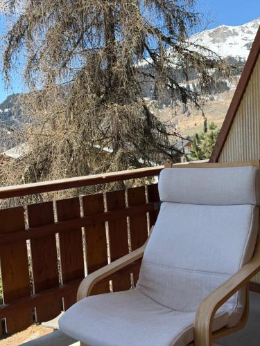  Avouitzons Medran Apartments - Ski-in Ski-out 30 meters from Medran lift and 40 meters from W Hotel in Verbier