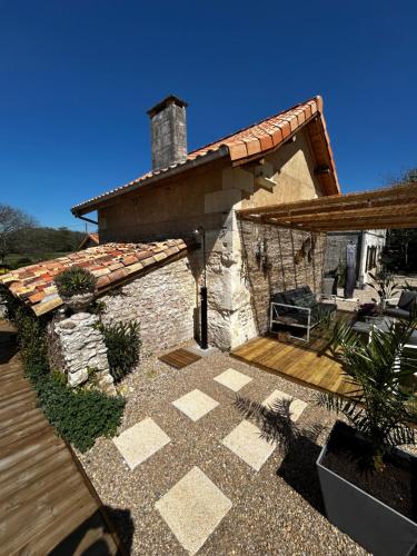 Maison La Galeze in Sousmoulins