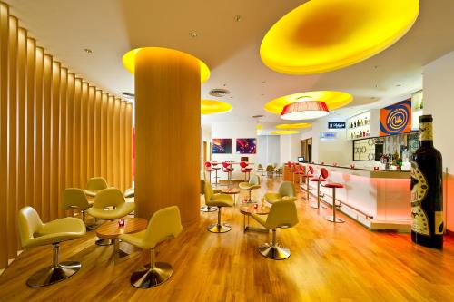 Restaurant, Ibis Navi Mumbai Hotel - An AccorHotels Brand in Mumbai