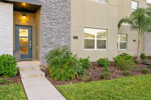 Special 4bedroom TH w-private pool next to Disney - image 7