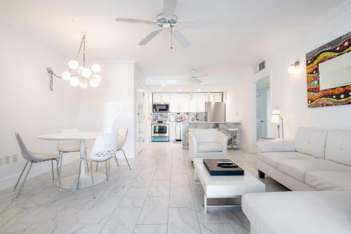 Mutfak, Stylish Apartment in the Heart of Key Biscayne in Key Biscayne (FL)
