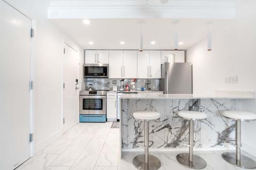 Mutfak, Stylish Apartment in the Heart of Key Biscayne in Key Biscayne (FL)