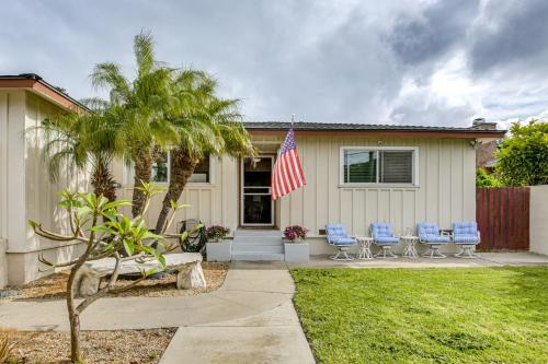 Gateway to Mission Bay and More! Gem with Tropical Bar in Morena