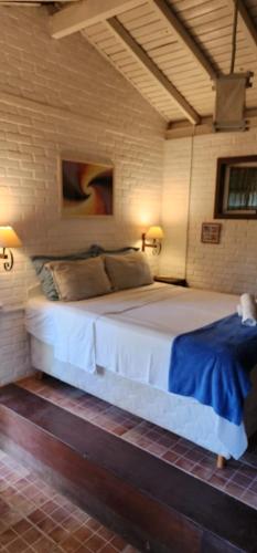 3 bedrooms, 6 beds