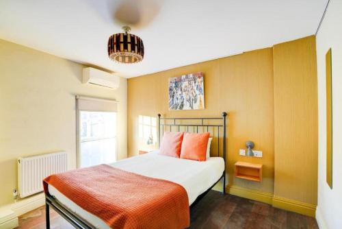 Double room, deluxe