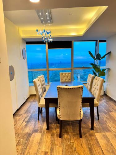 Prime Luxury Stay in Centaurus Mall Blue Area Islamabad - image 12