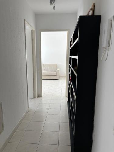 Dream vacation Apartment - Sea view, Pool, Park, 2 Min Walk to Beach, Parking in Avenue de Cannes